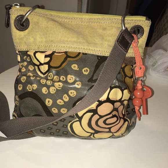 Fossil Key-Per Crossbody - Picture 3 of 8